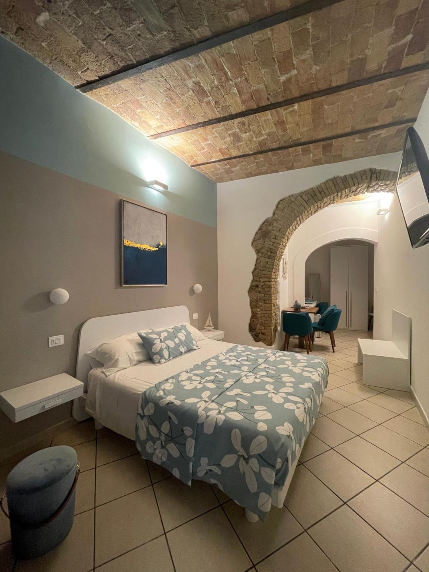 Barbarossa Sea Room Térmoli Exterior foto